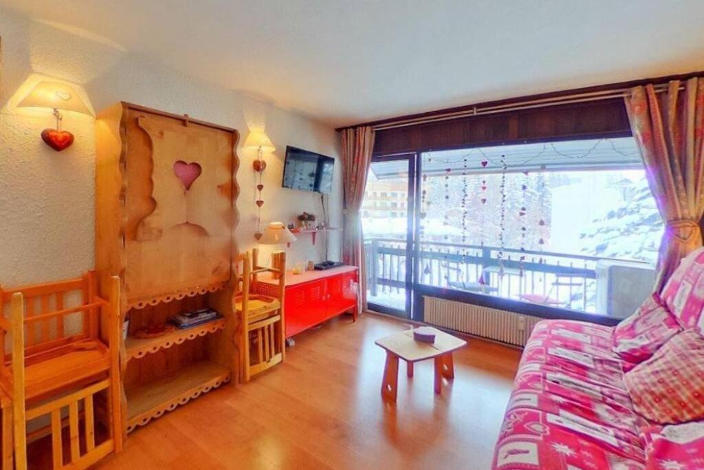 Studio 4 Personnes Vue Piste Лес дьо Алпс Екстериор снимка